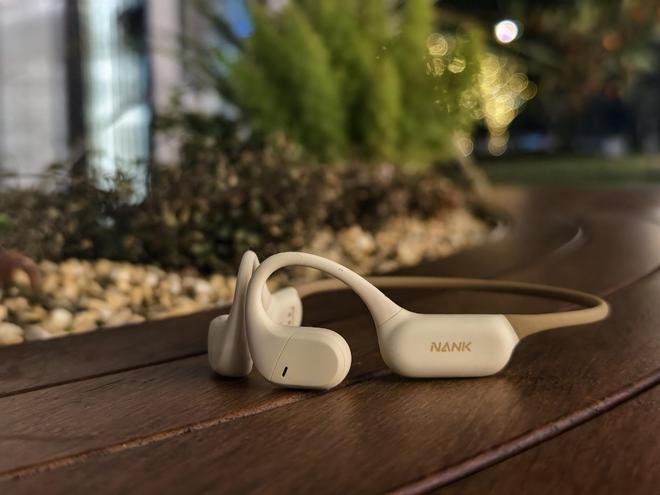 气传导耳机评测：运动耳机市场的新亮点凯发K8登录南卡Runner Air(图2)
