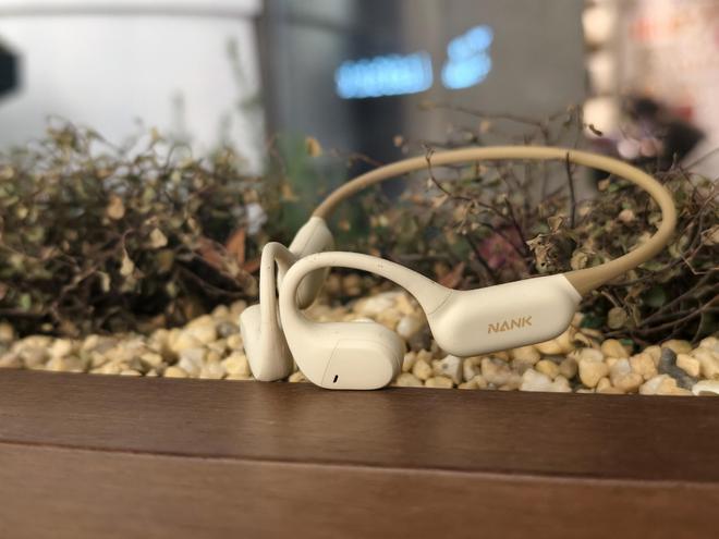 气传导耳机评测：运动耳机市场的新亮点凯发K8登录南卡Runner Air(图4)