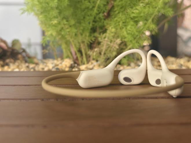 气传导耳机评测：运动耳机市场的新亮点凯发K8登录南卡Runner Air(图6)