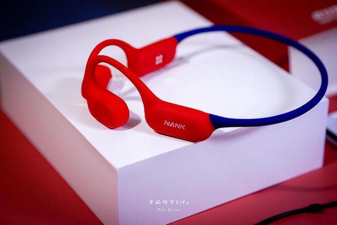 南卡Runner Air运动耳机体验凯发k8入口潮酷后挂式气传导小钢炮：(图6)